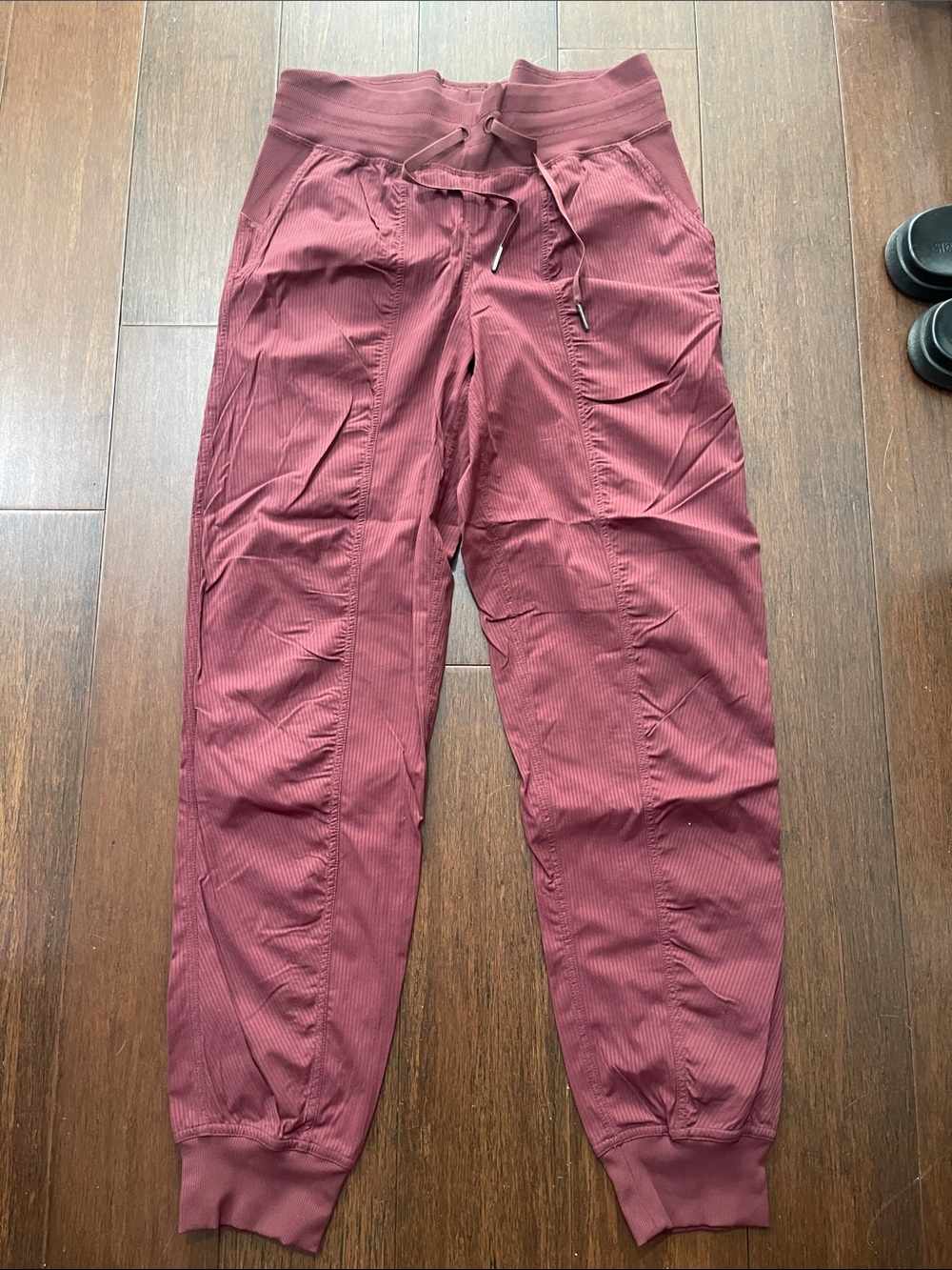lululemon athletica Women's Ribbed Track Joggers in Burgundy